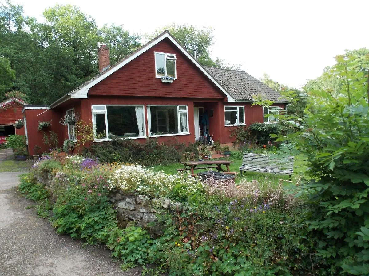 B&B Higher Quantock Stockland 0*,