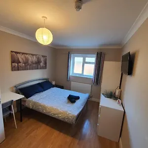 https://ilford-rooms.brighton-hotels-england.com