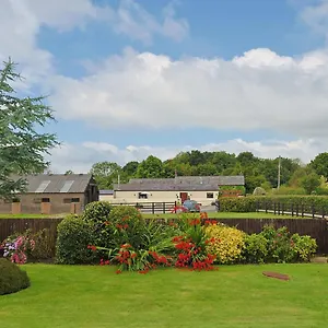 Beautiful Newly Converted Barn In St Hilary Cowbridge